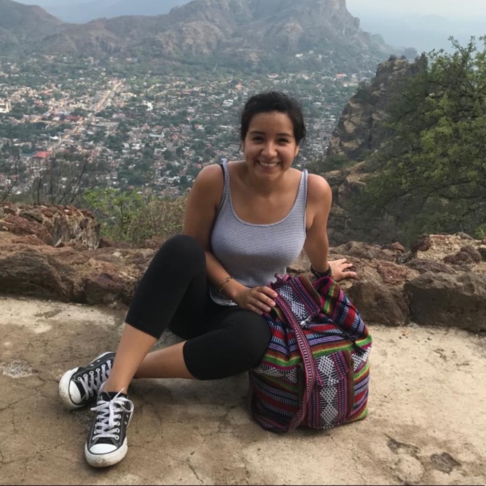 Meet your Posher, Daniela